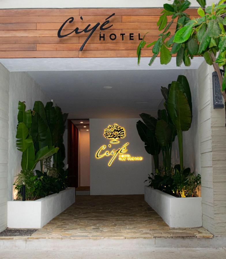 Ciye Hotel San Francisco  Bagian luar foto